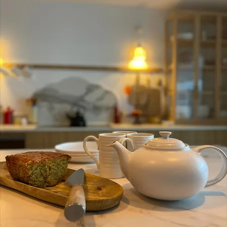 Апартаменты Sonnenhof Juliet - Design-led Swiss Luxury Зас-Фе