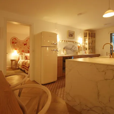 Апартаменты Sonnenhof Juliet - Design-led Swiss Luxury Зас-Фе